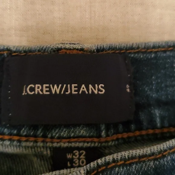 J Crew Straight Fit Jean in Resin Rinse